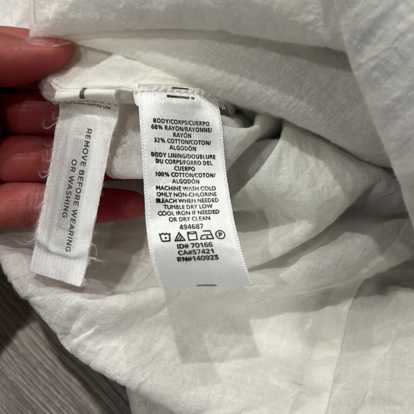 Button-up skirt with a belt - Picture 8 of 10